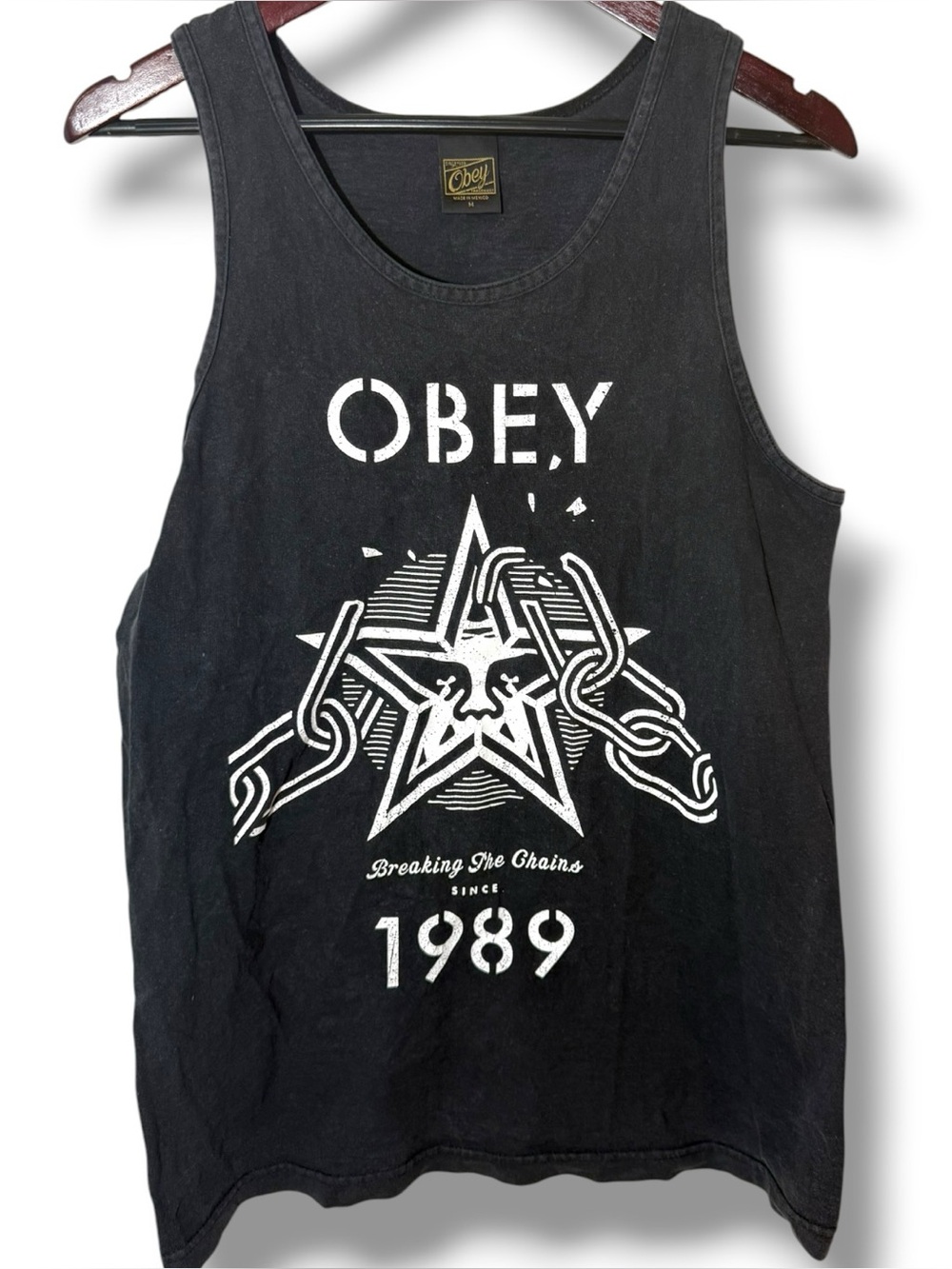 OBEY Breaking the Chains Graphic Tank Top Black Men’s Medium